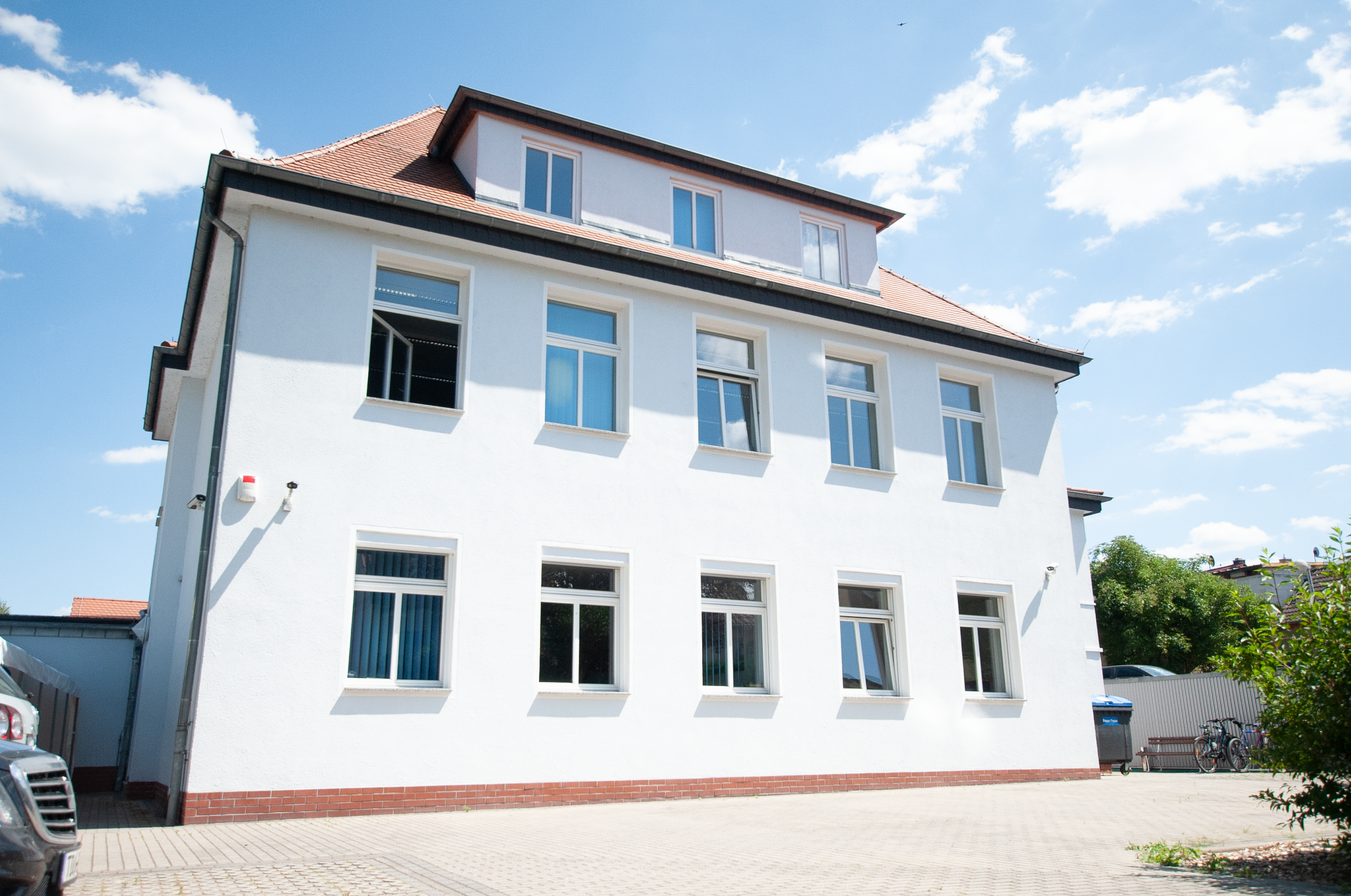HQ, CSD Firmen-Gebäude